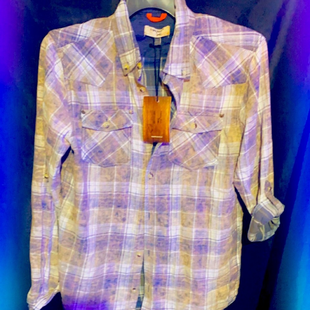 Men’s button down dress shirt